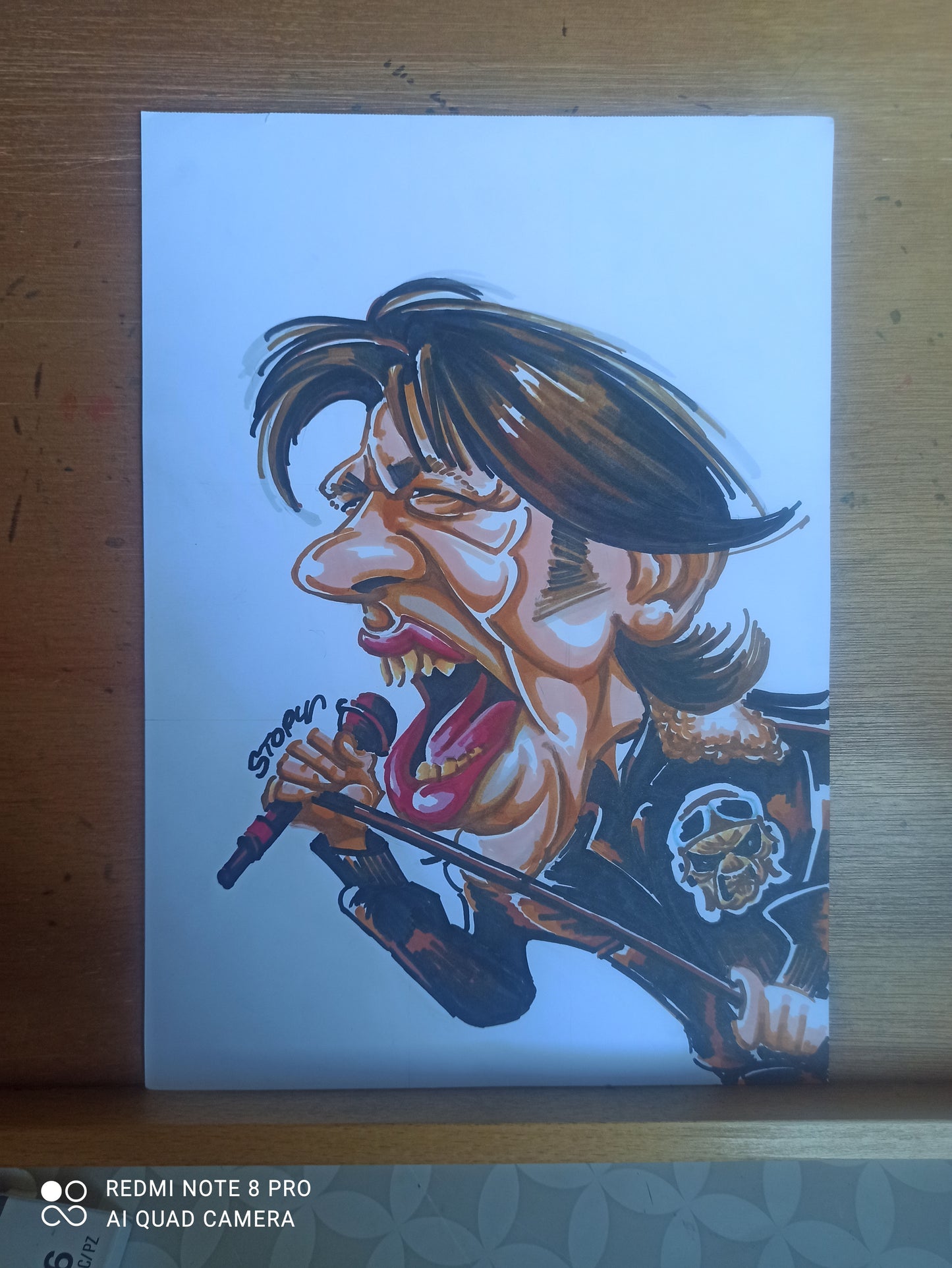 Bruce Dickinson – Caricature du frontman d'Iron Maiden